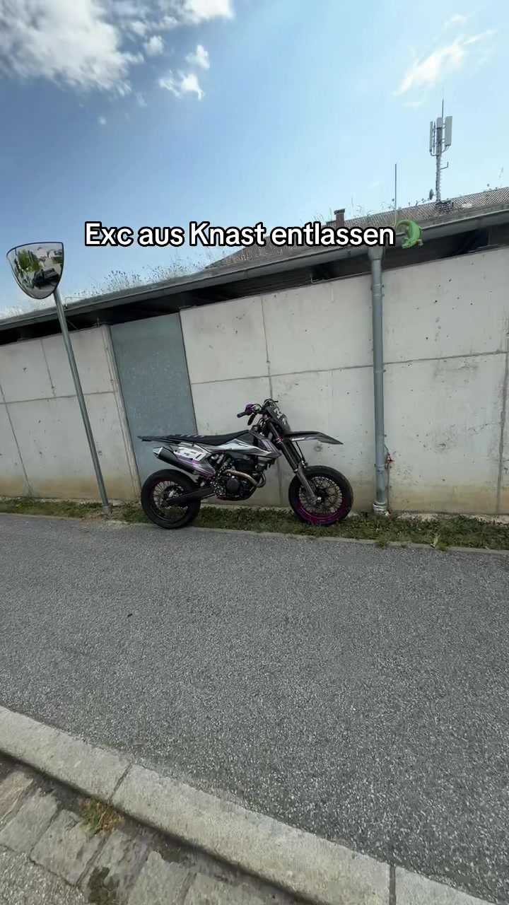 @jannis.exc