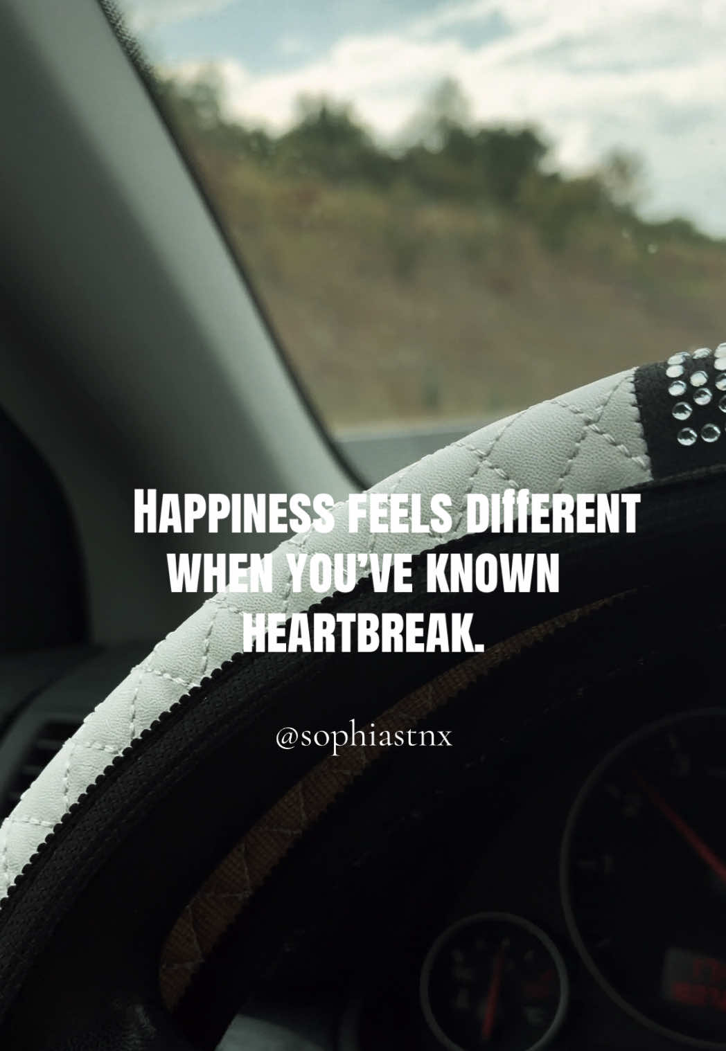 @Sophia🦋