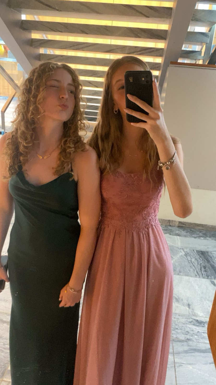 @𝑳𝒆𝒏𝒊