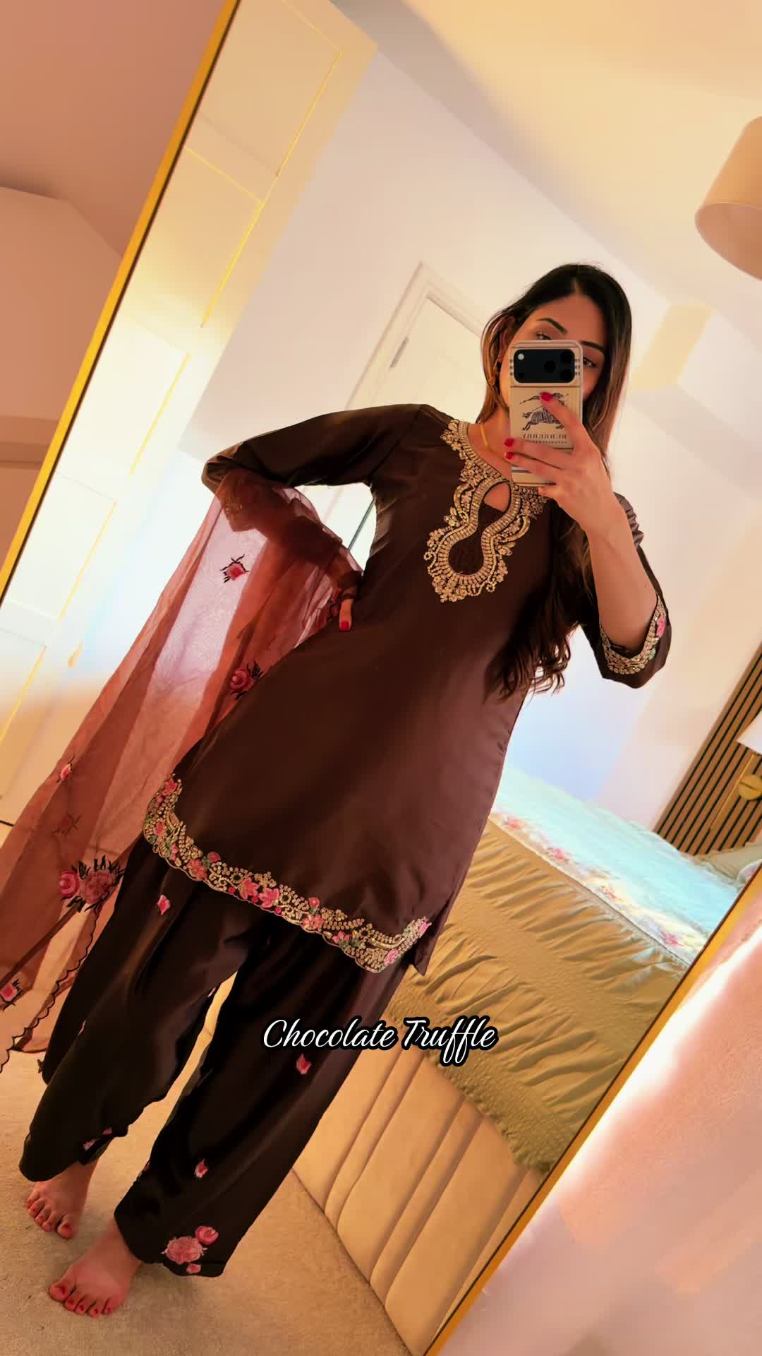 @zebtiquee