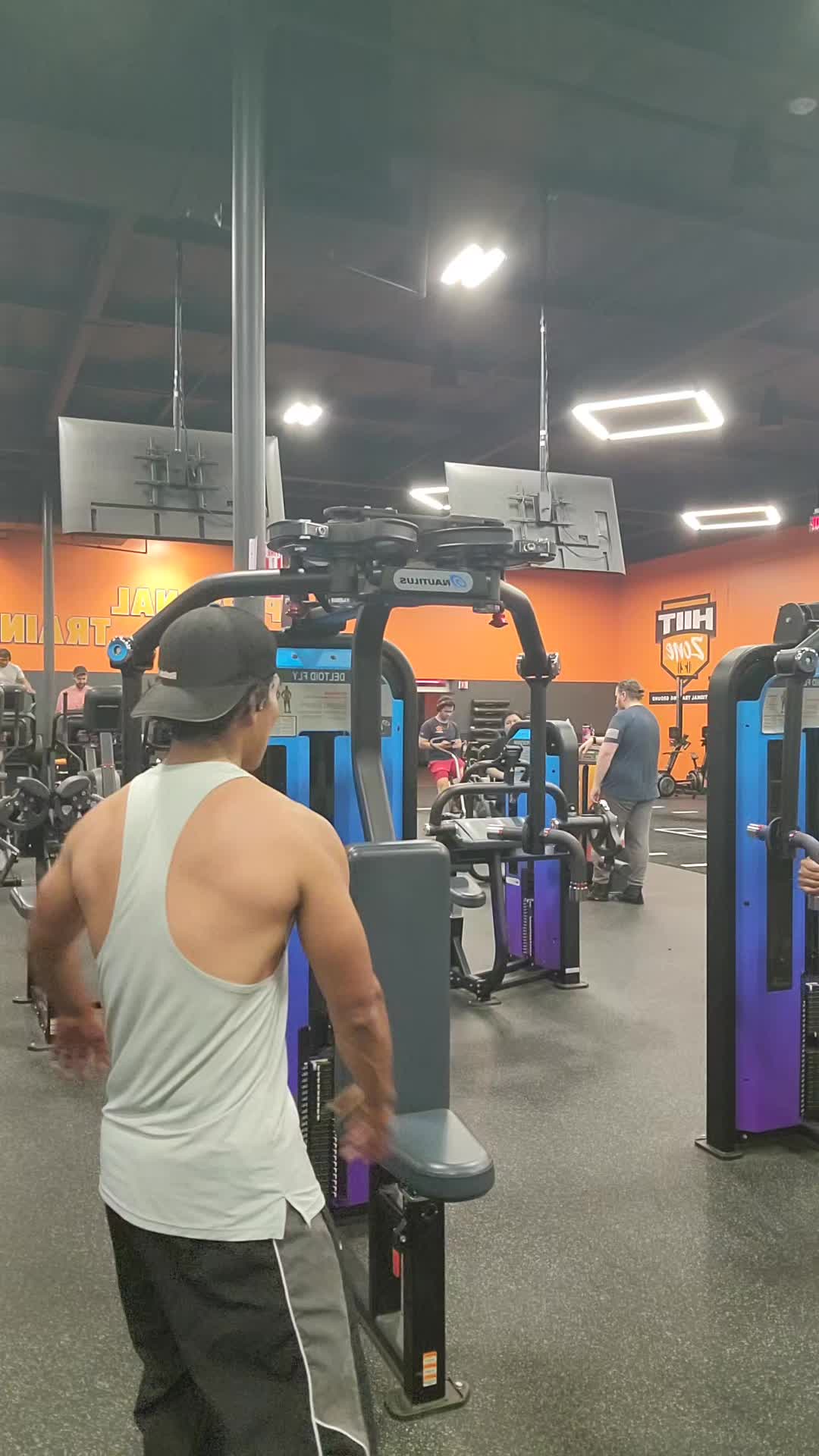 @Q rollo!  plebes 😎 fitness 💀
