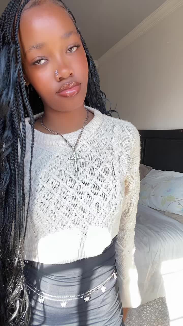 @𝓦𝓱𝓸𝓼_𝓜𝓲𝔂𝓪. ﾒ𝟶