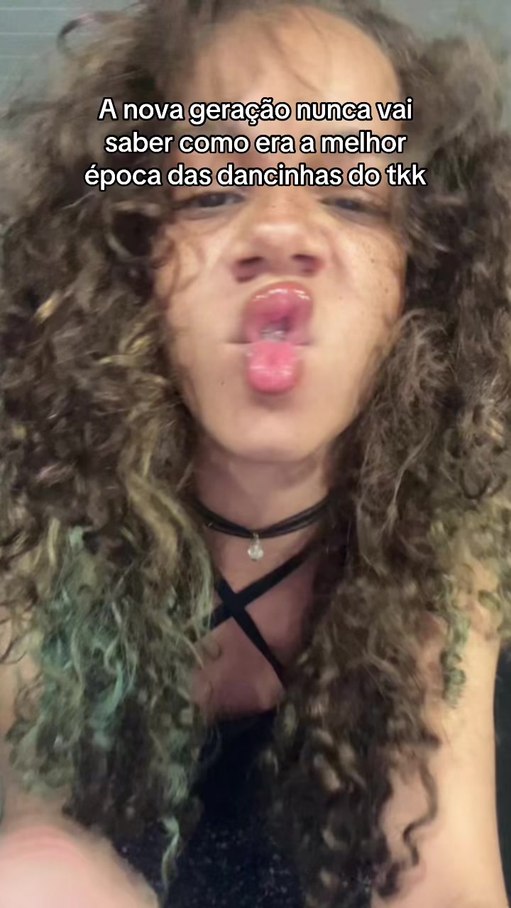 @llulluferrazs2