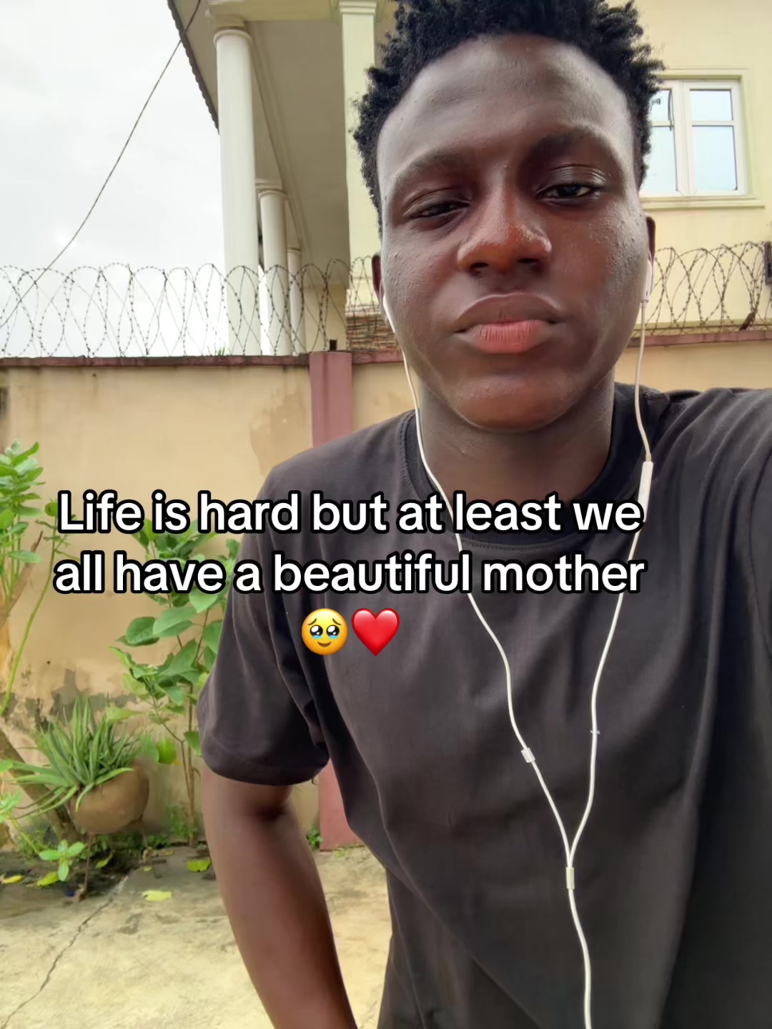 @🙂M̊ E̊ C̊ H̊ O̊🤍