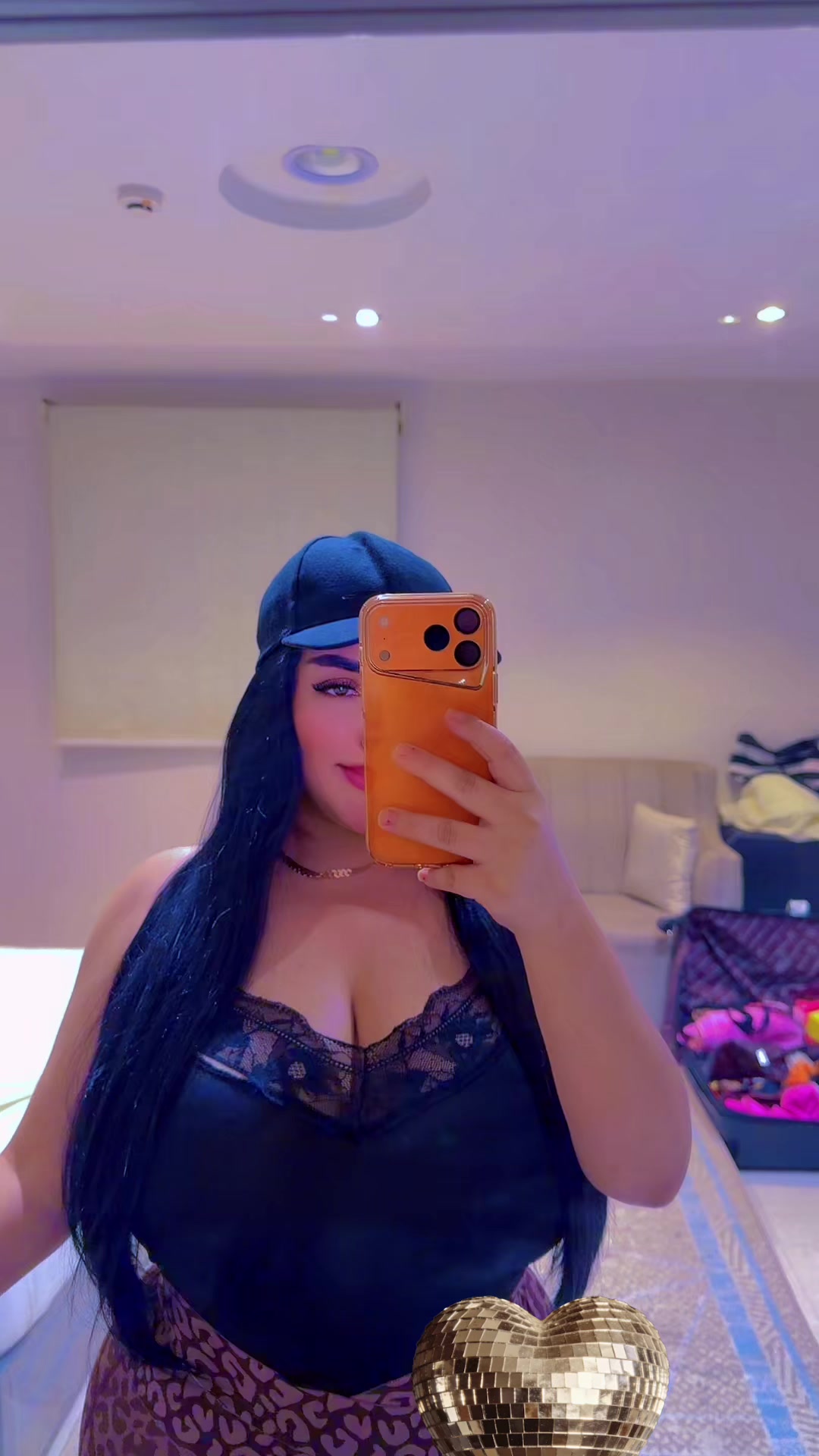 @👑sahoura👑