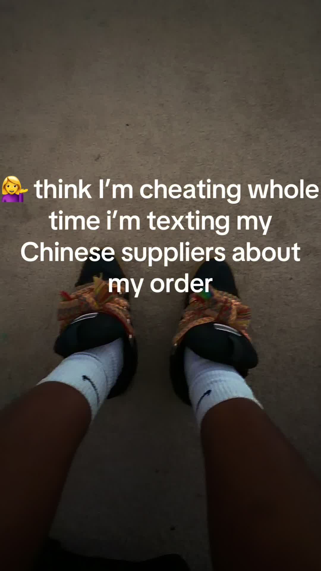 @⃟