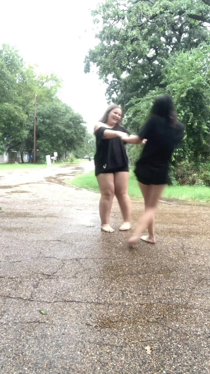 @Emilyyy18