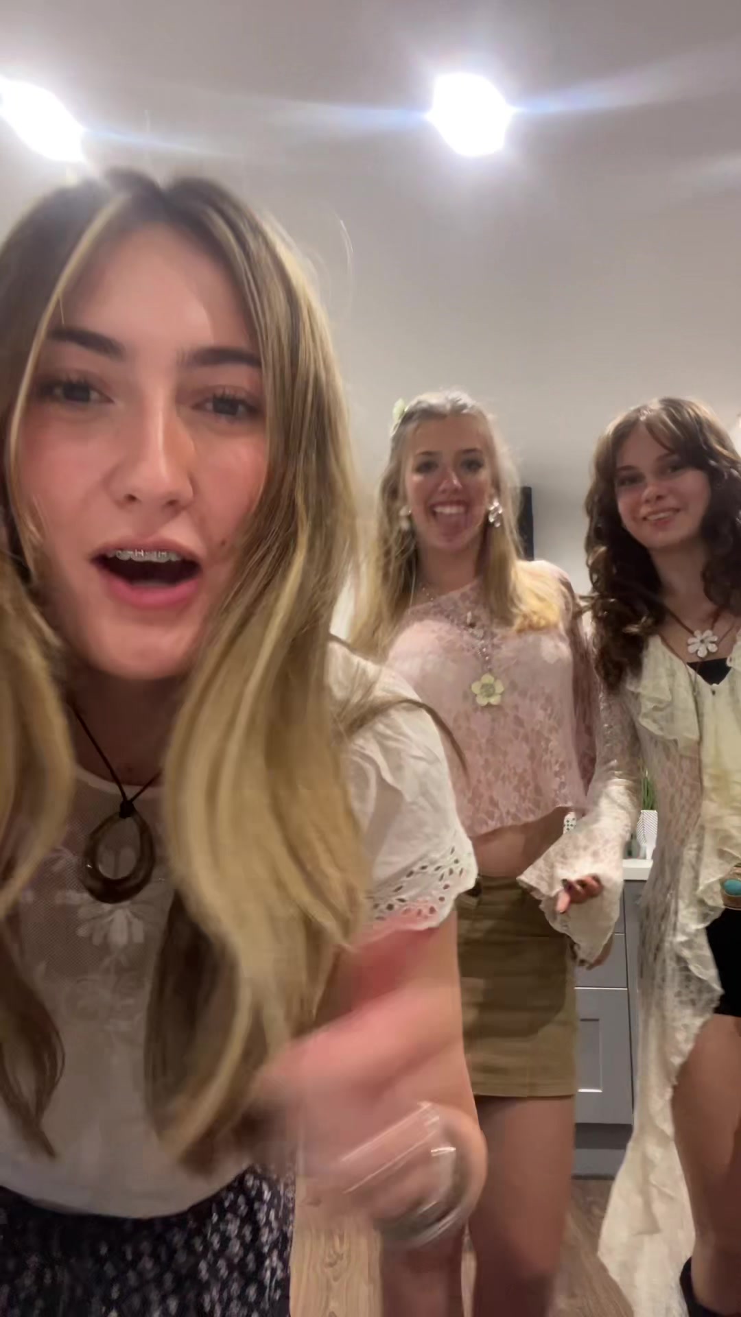 @Ella🌿