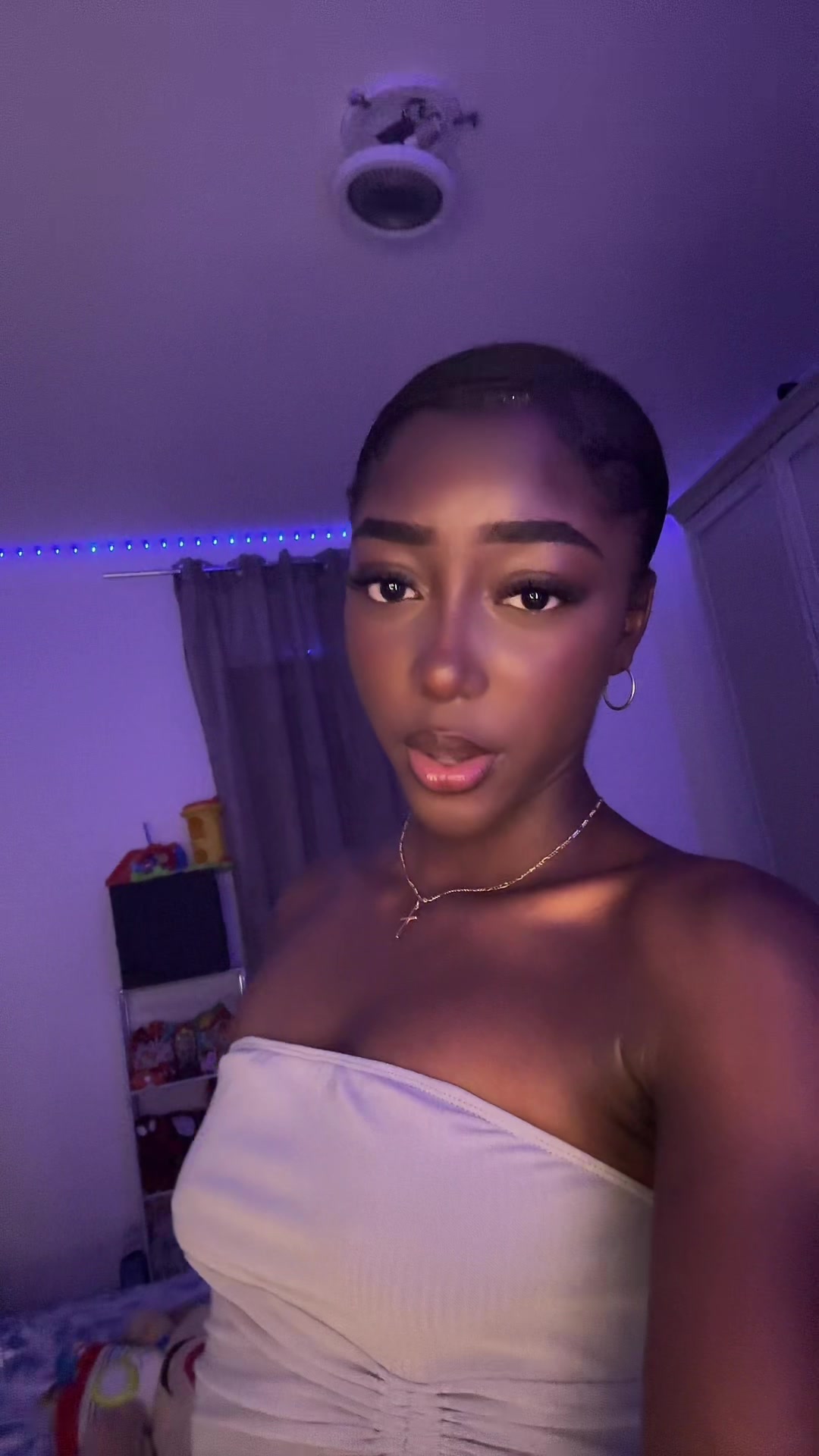 @itsshilaryy🎀 ྀིྀི