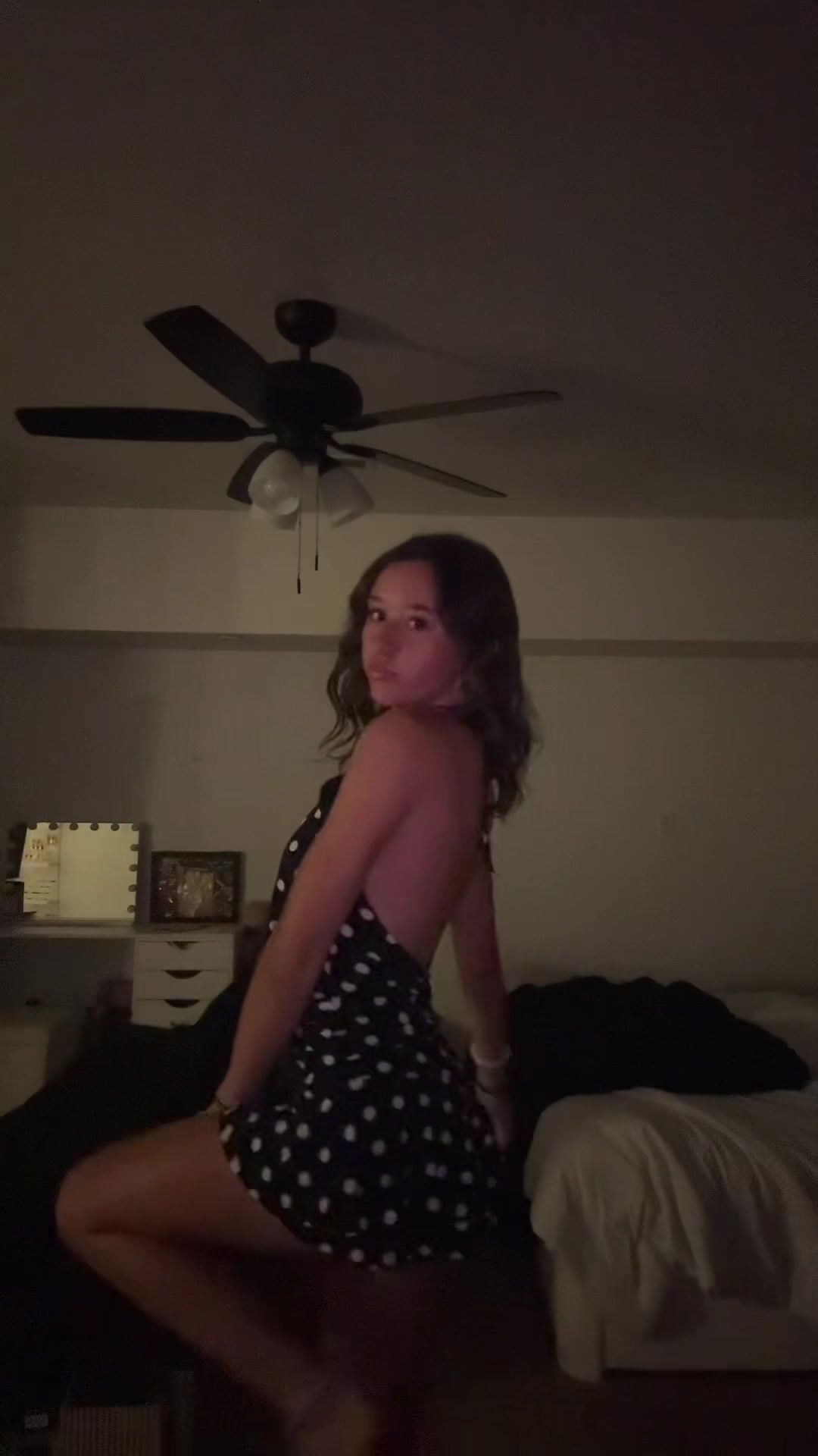 @𝐀𝐯𝐞𝐫𝐢𝐦𝐚𝐫𝐥𝐞𝐧𝐞🪽