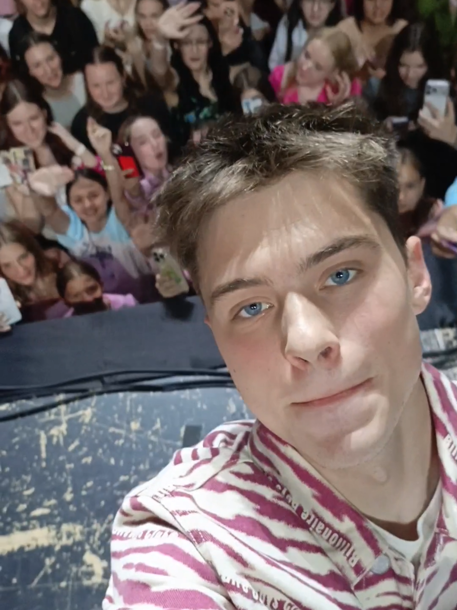 @Ксю>