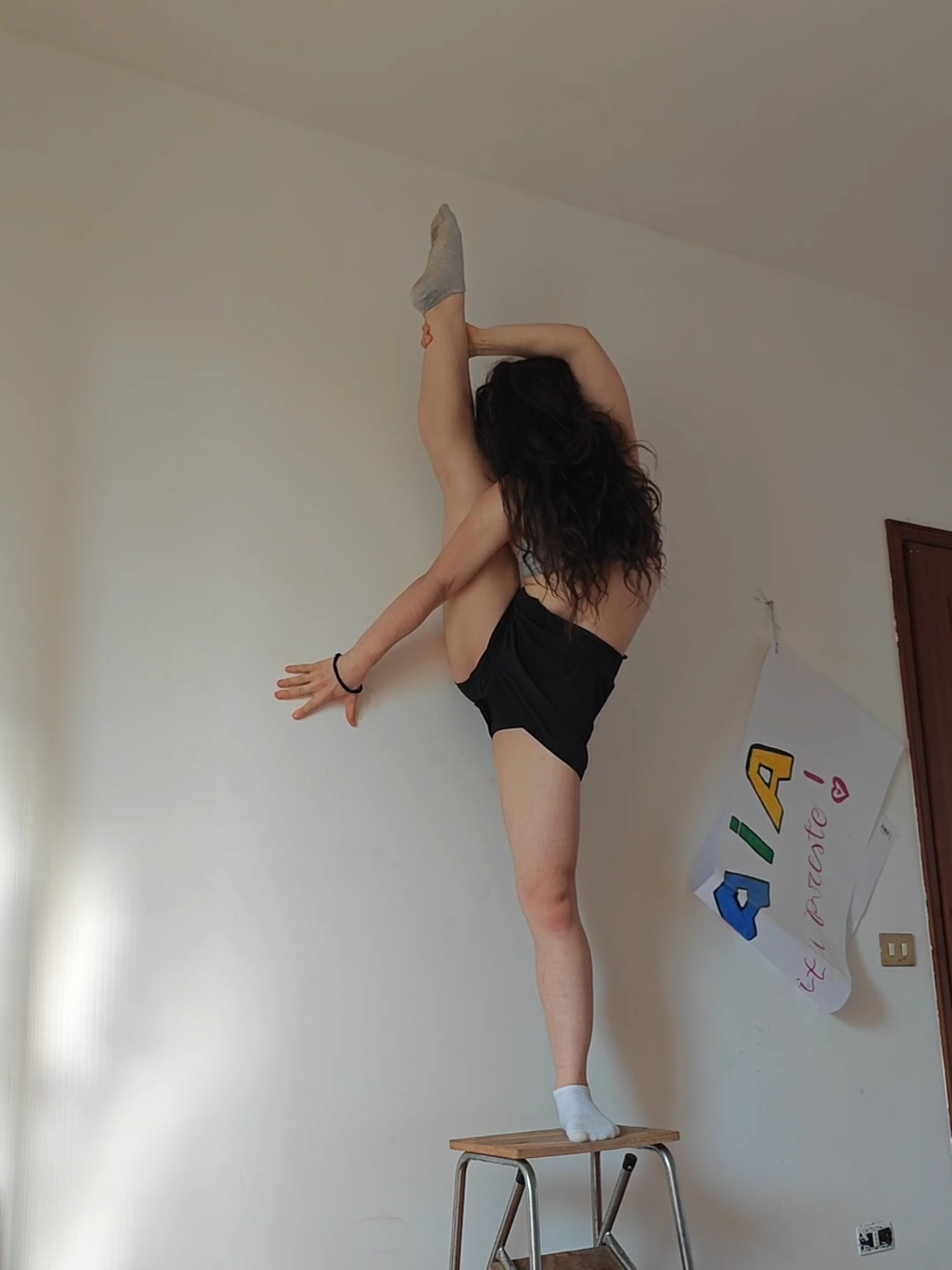@acrobatic___