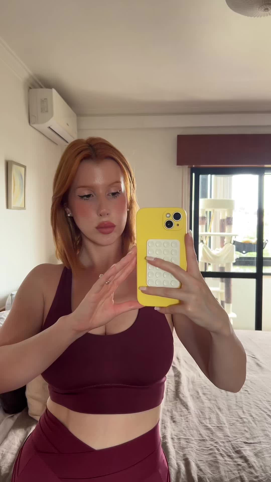 @D&eacute;bora Pereira