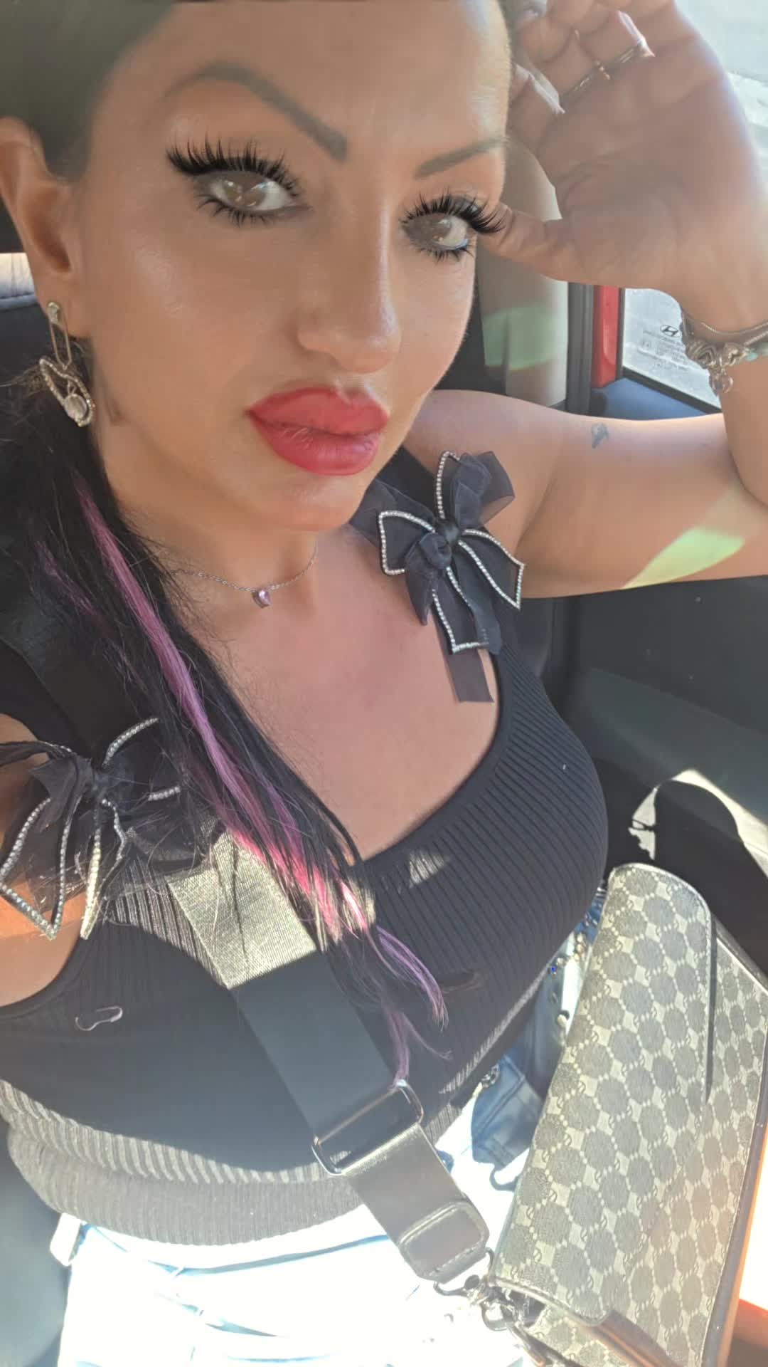 @Mary Scial&oacute;