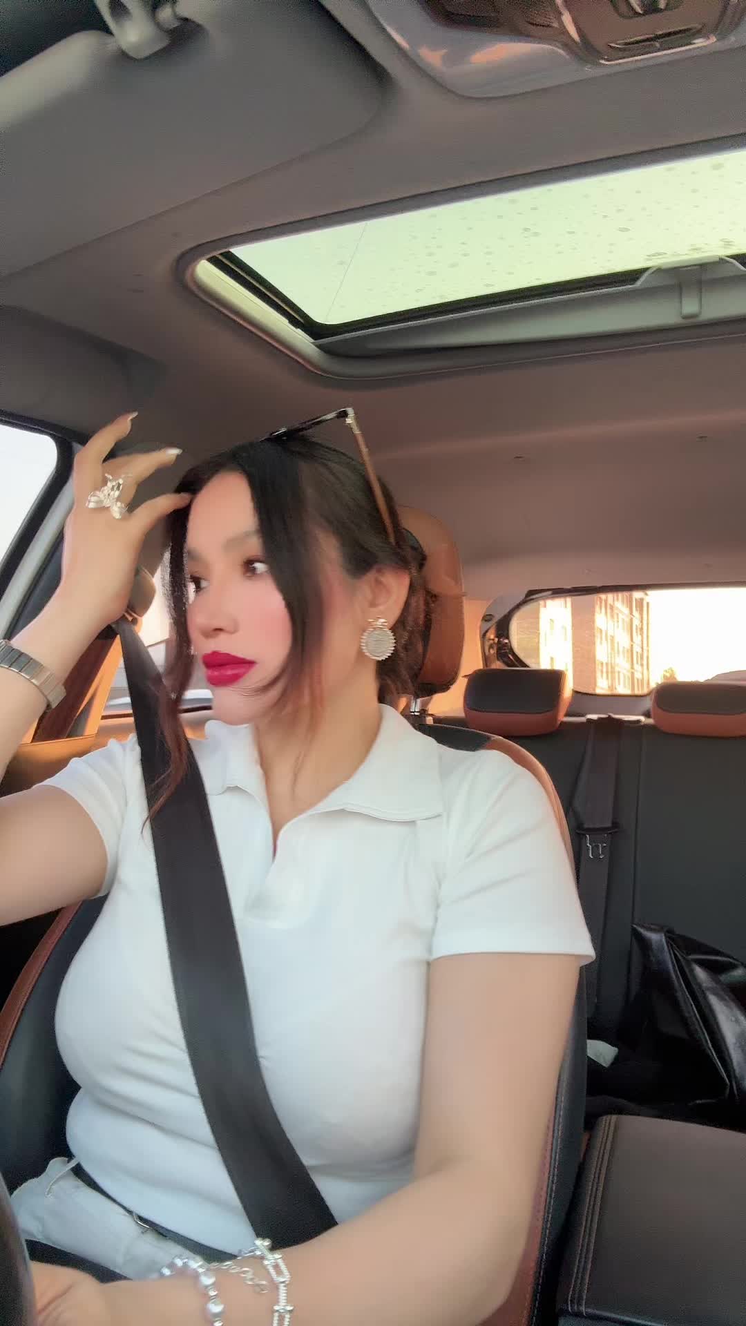 @roooyyyaaal