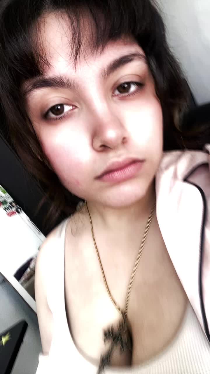 @The_Art_Whore