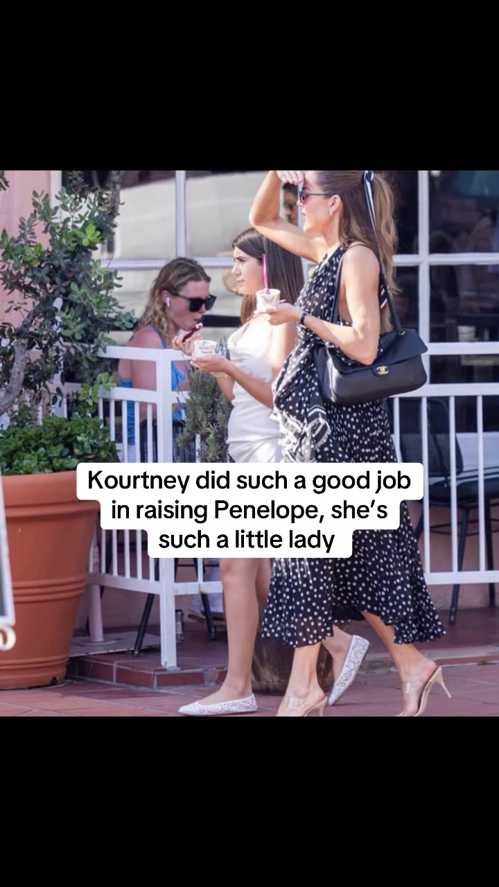 @Celebrity News 📸
