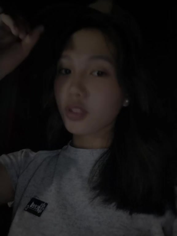 @reyana mari&ntilde;as