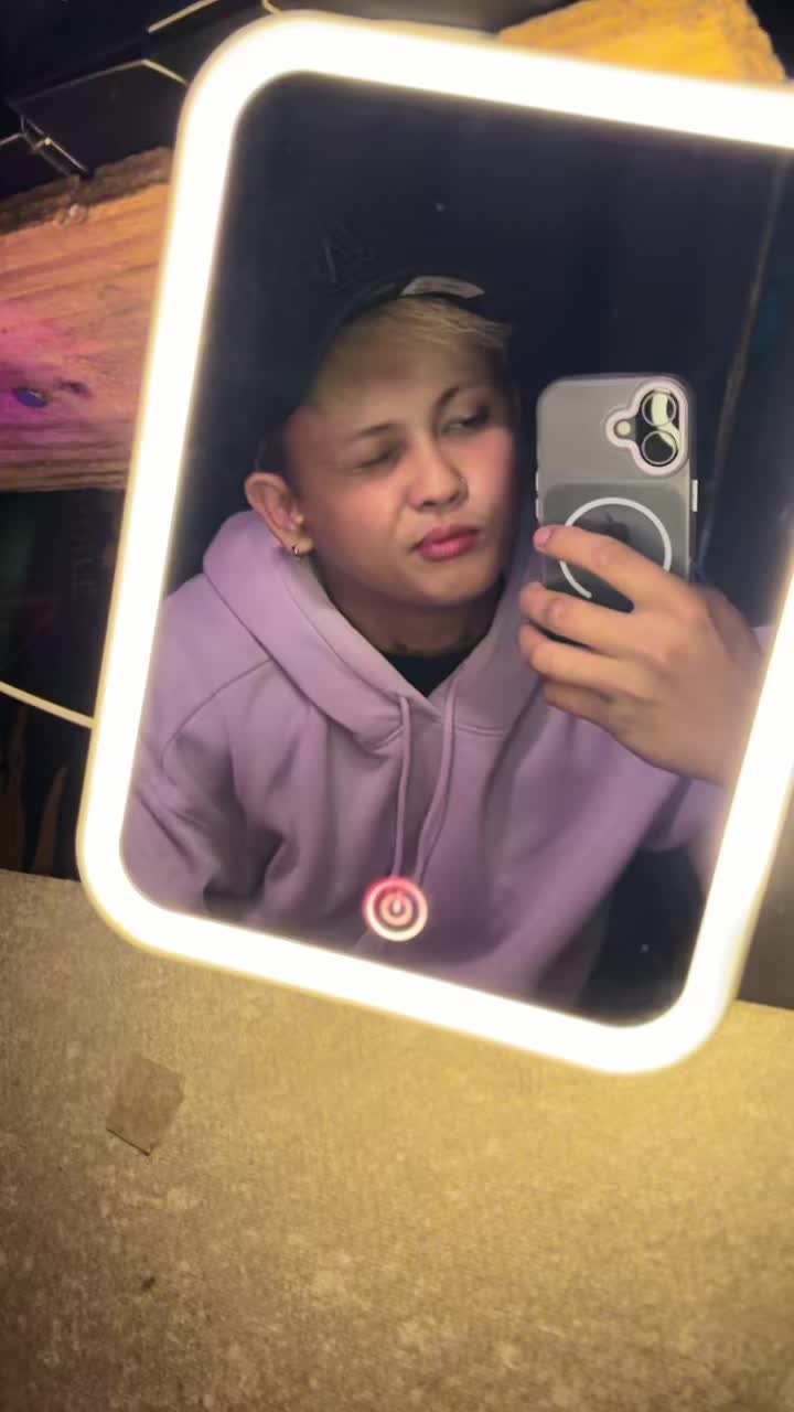@I V A N 👾