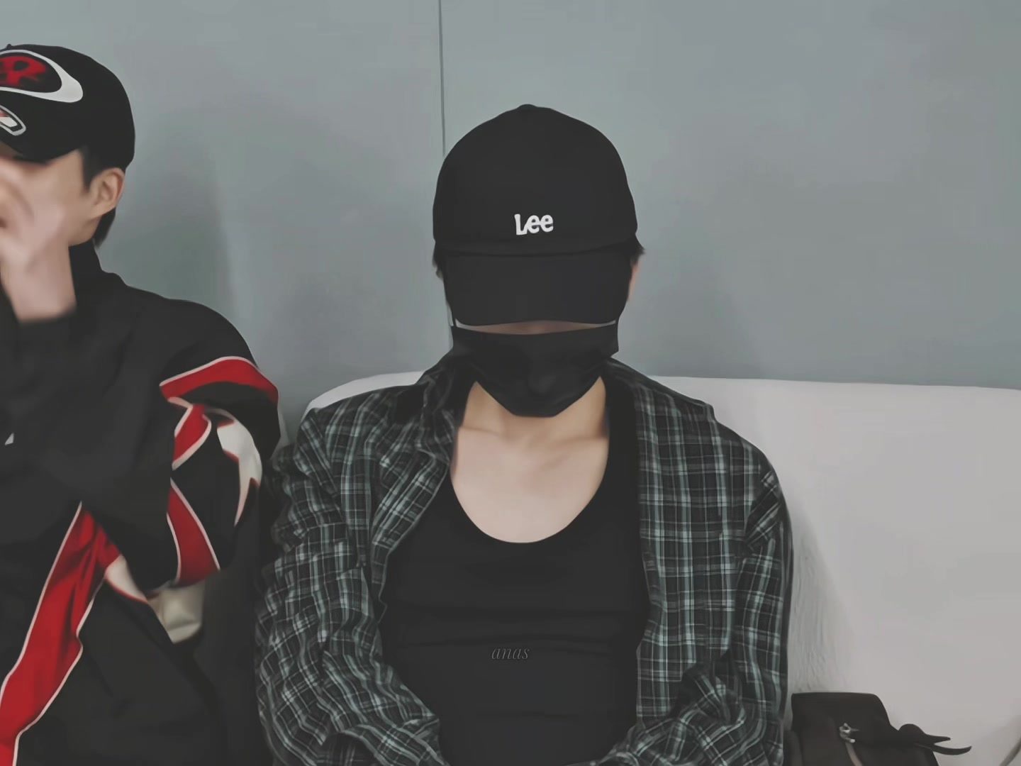 @𝘈𝘯𝘢𝘴.