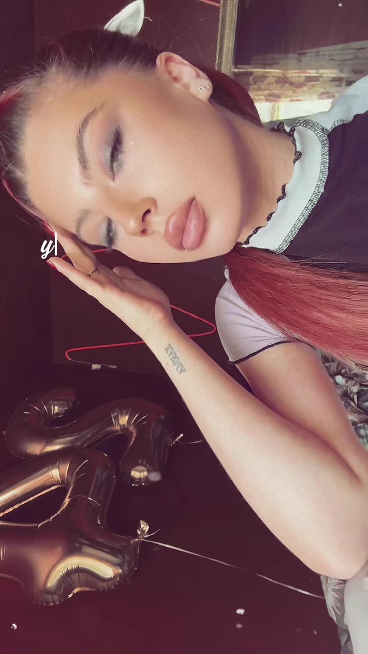 @Biancaa A. Gabriella
