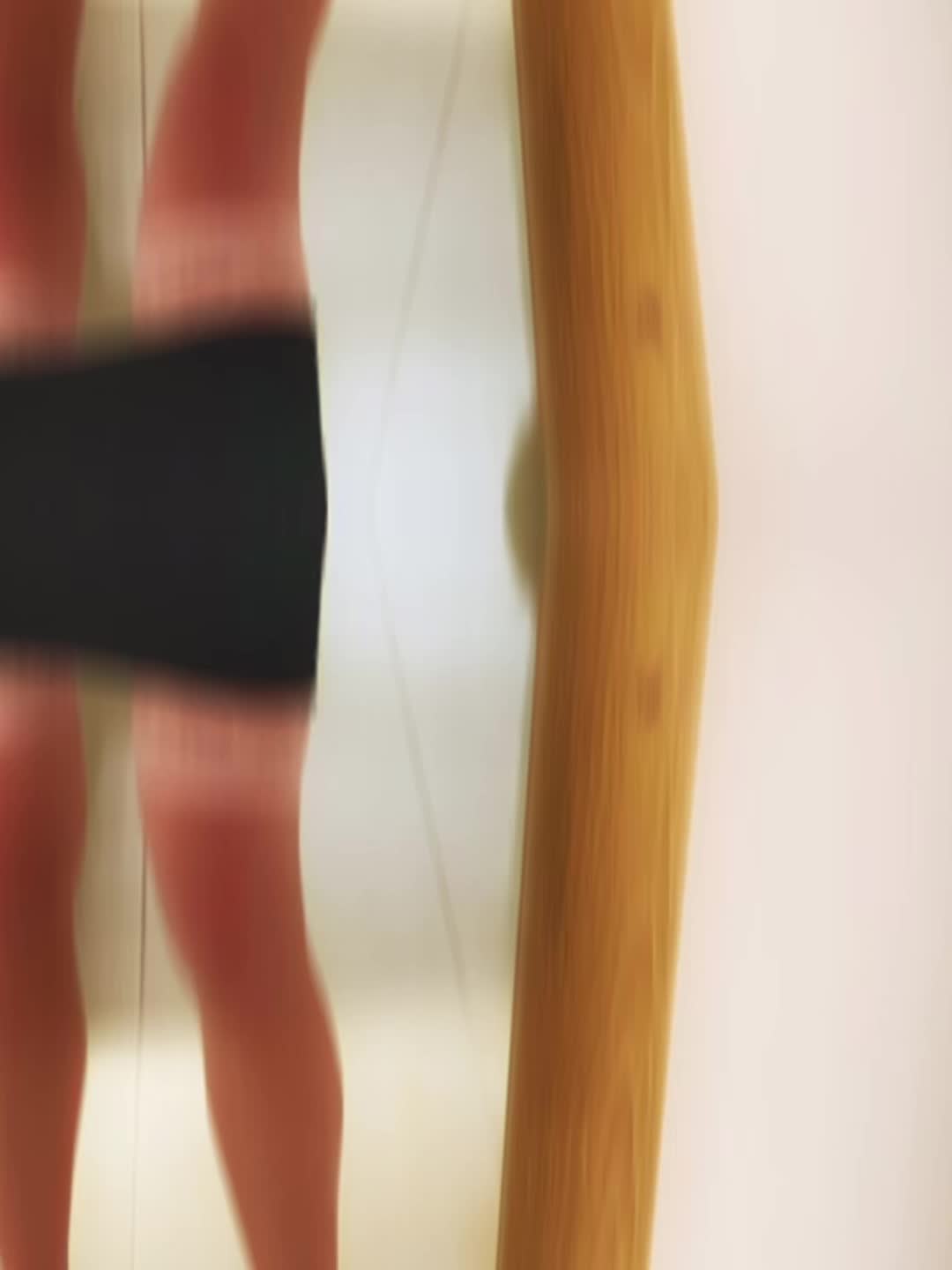 @Christina_Heaven 👠🖤