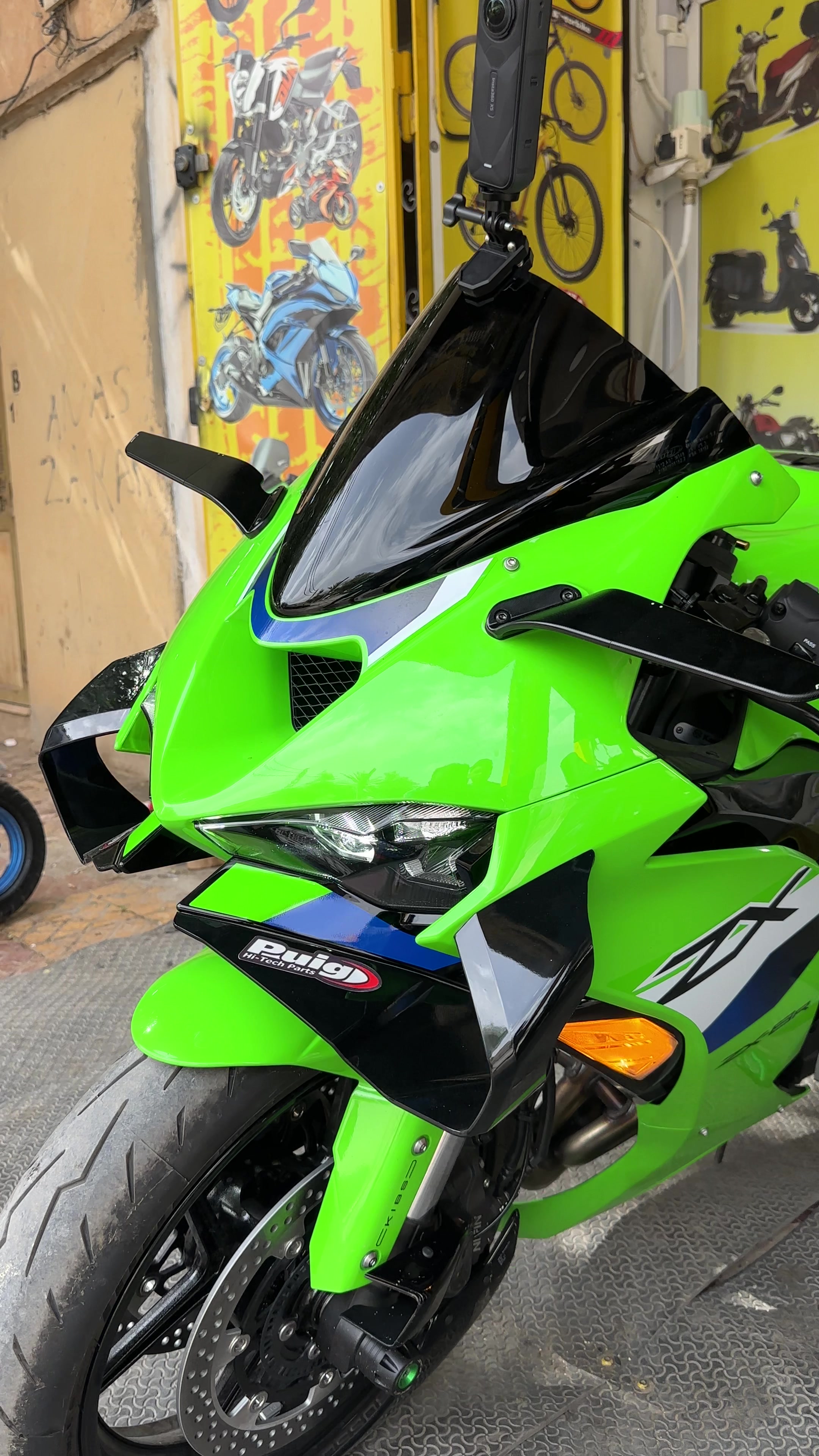 @Sofiane pi&eacute;ces Moto 13