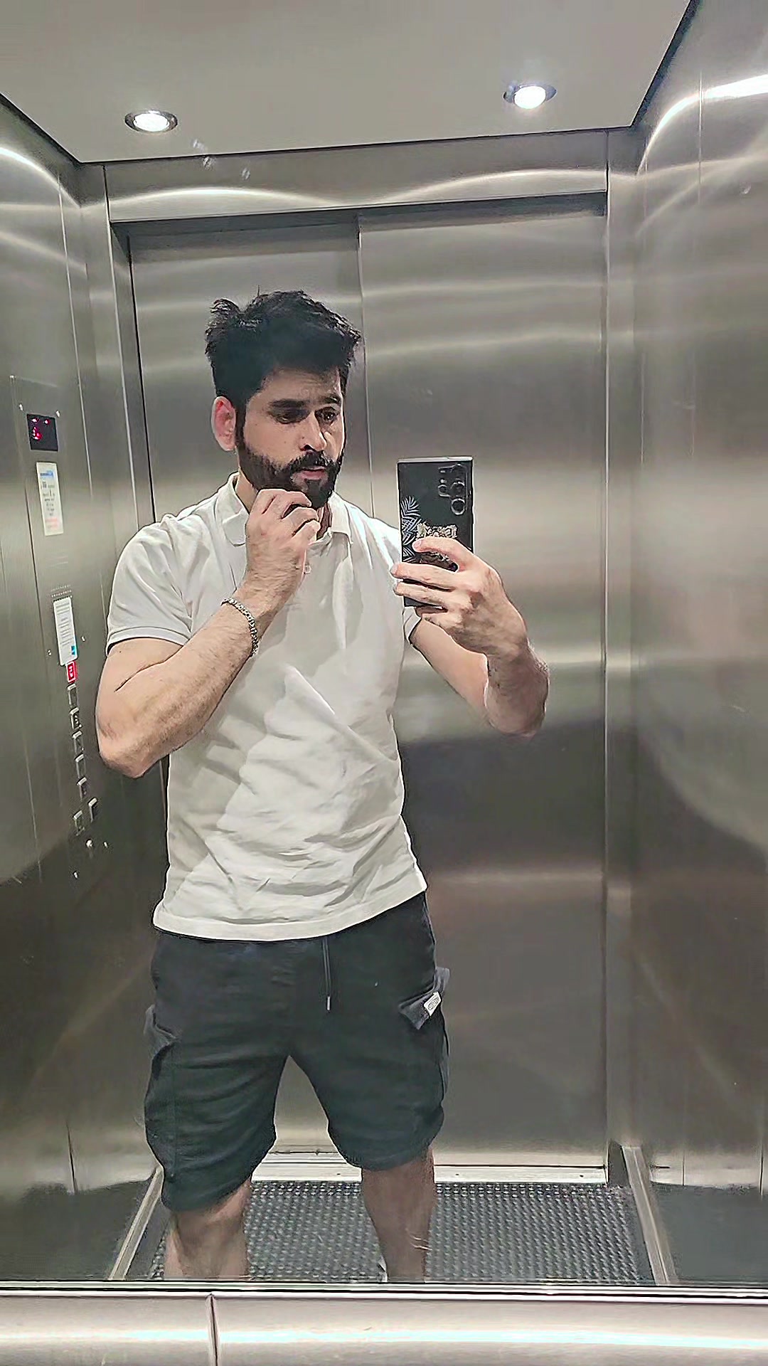 @Zohaib Malik