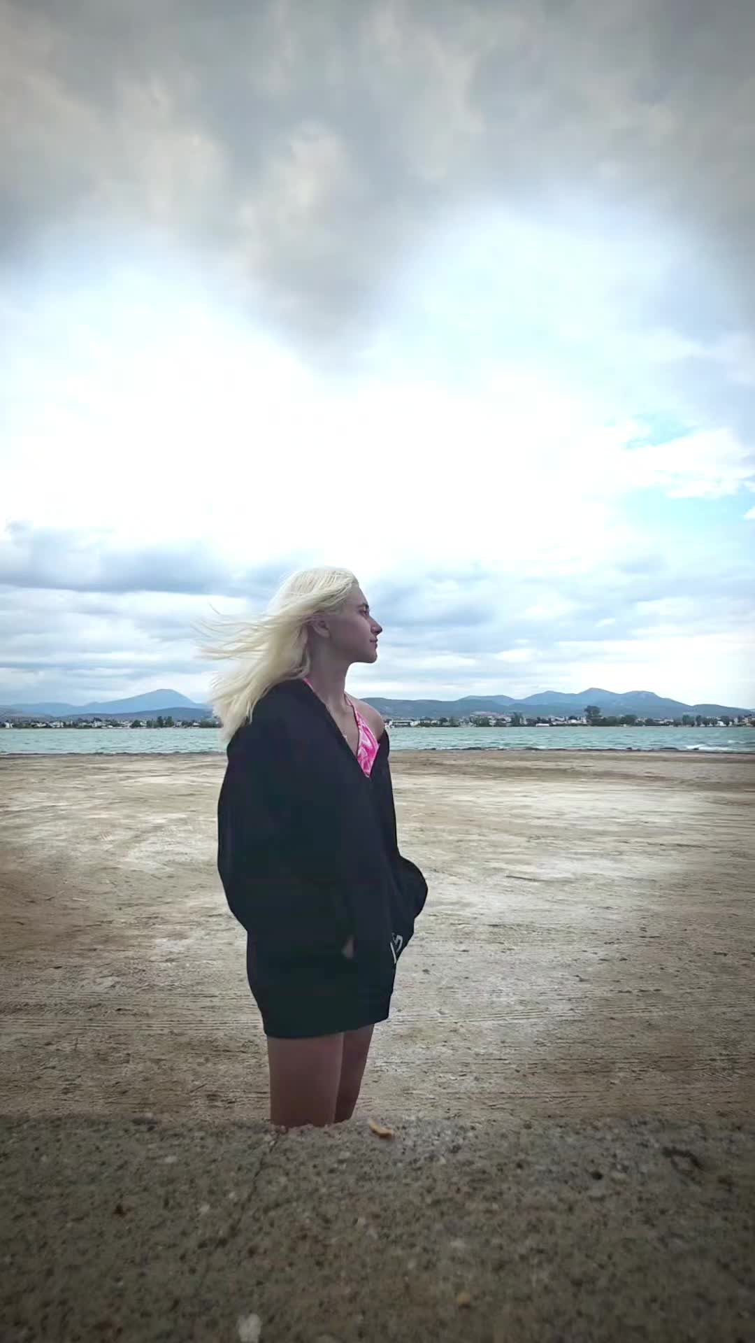 @BlondeQueen