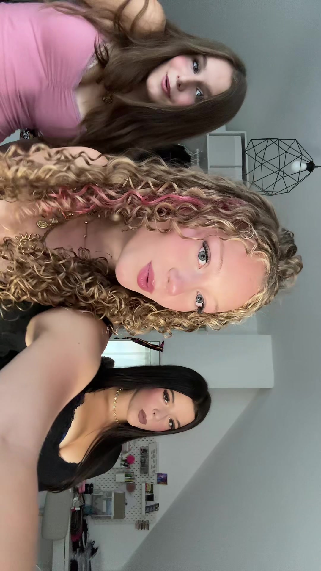 @𝐳.𝗼𝐞ꨄ