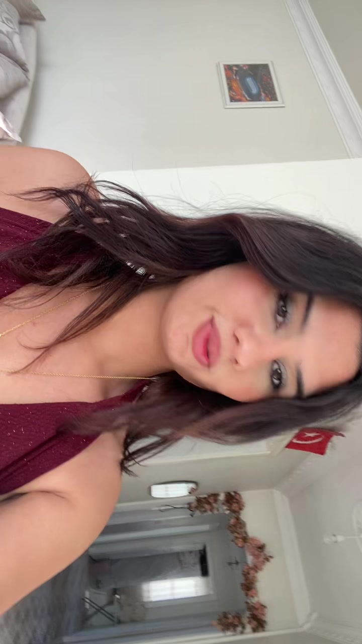 @𝔙𝔢𝔫𝔫𝔢𝔰𝔰𝔞𝔞𝔞