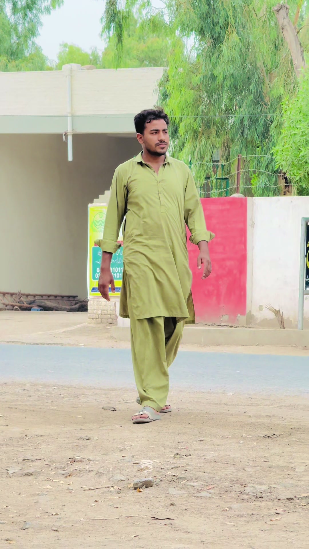 @Aliraza
