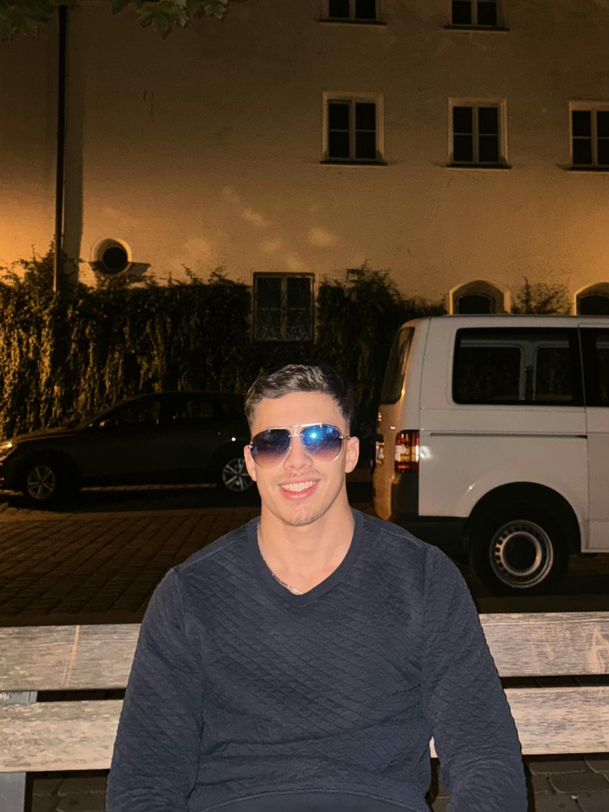 @&Ouml;mer