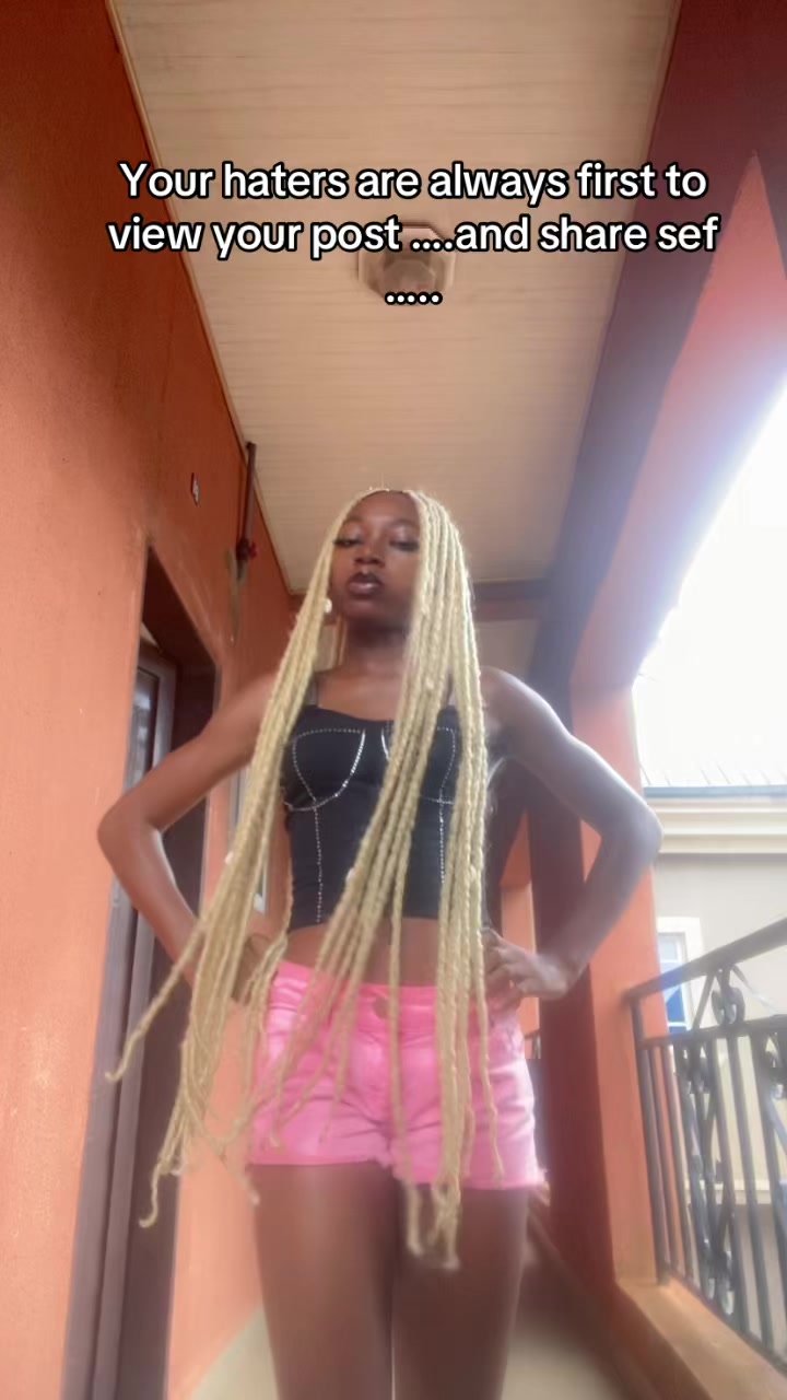 @Your fav bad girl
