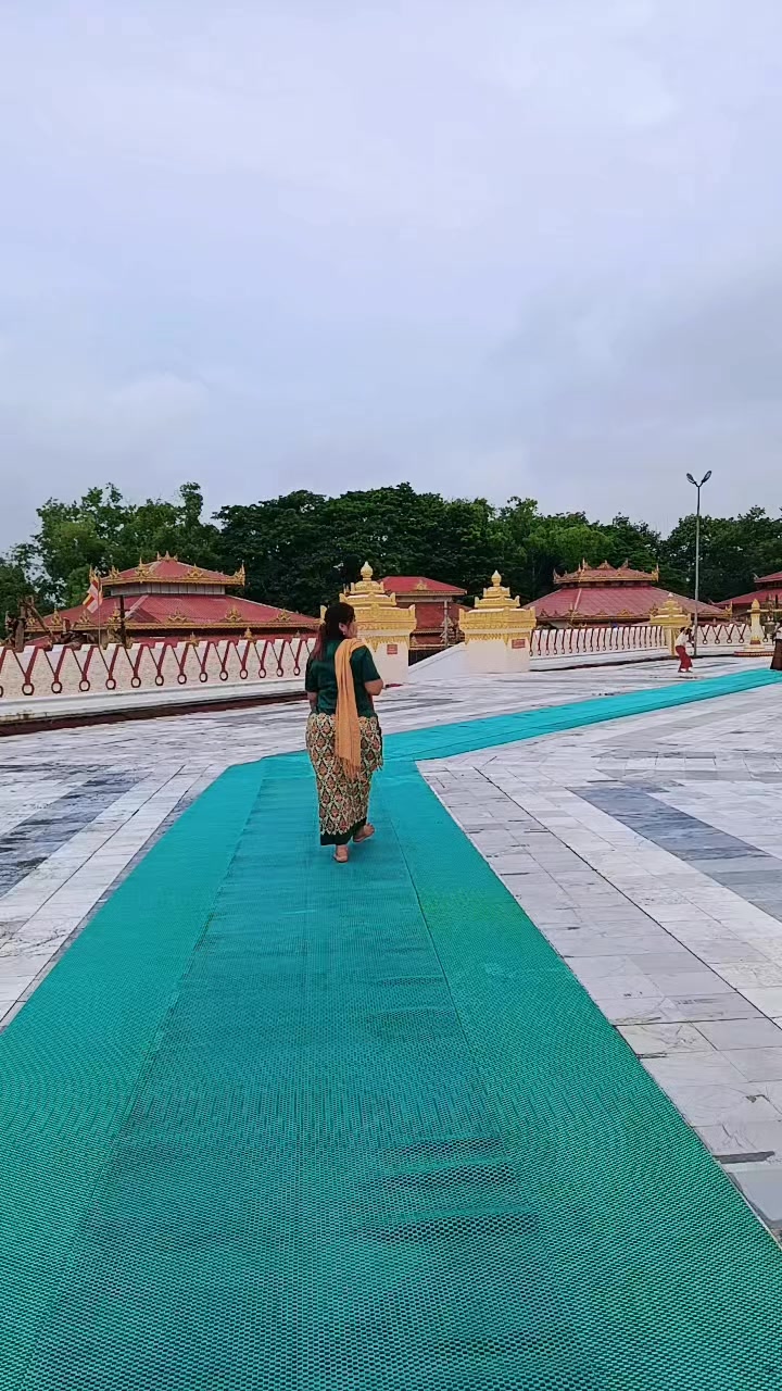 @Sandar_Thein_Official