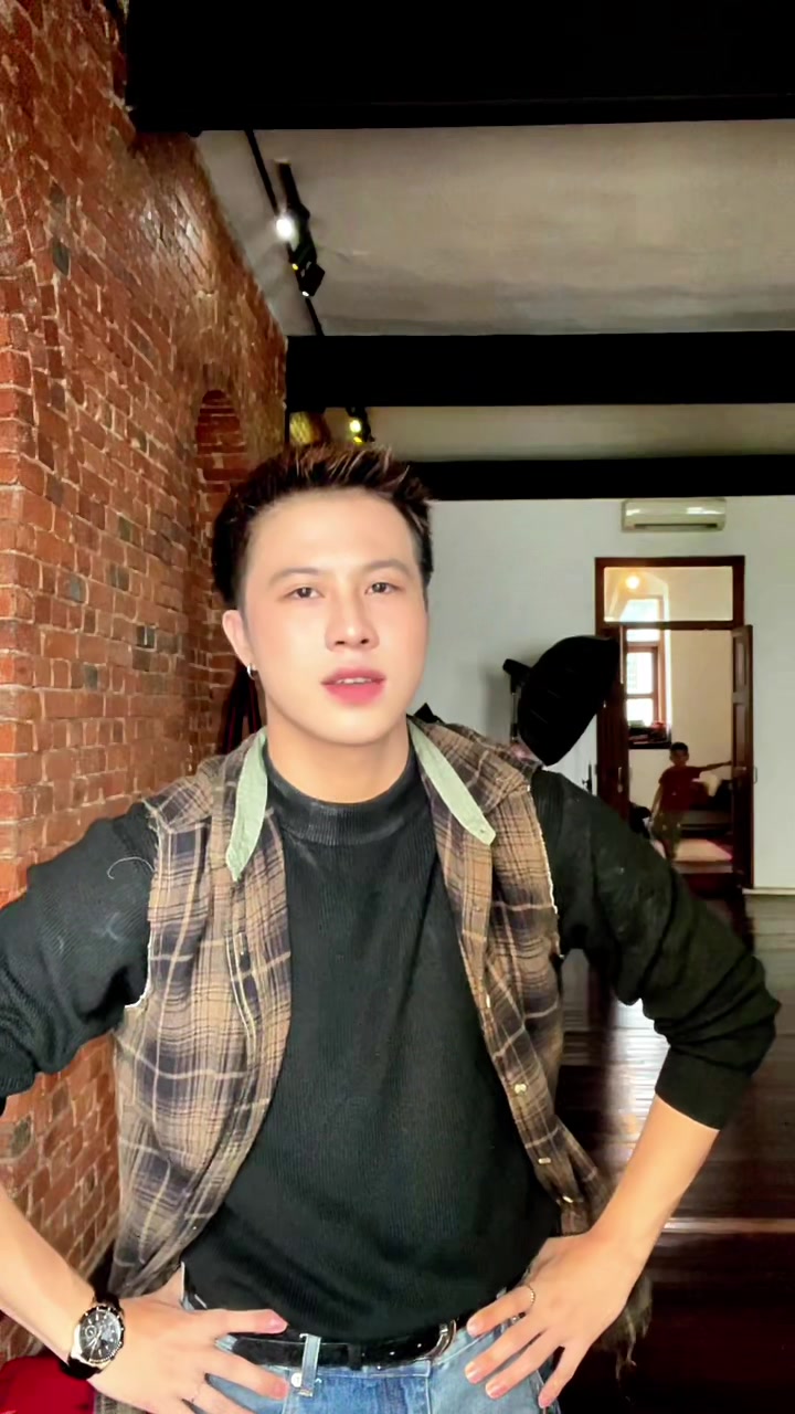 @Hlann Htet Aung👾