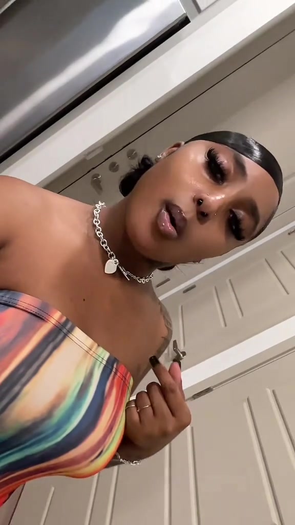 @breeskii
