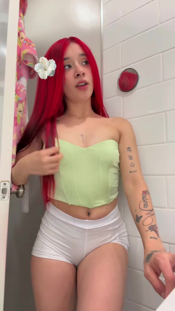 @💋𝙼𝙰𝚁𝙸𝙻𝚄🧚🏻&zwj;♀️