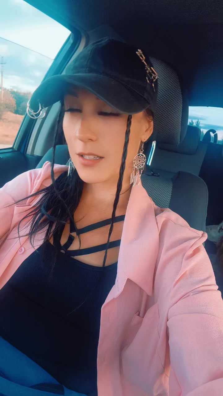 @olyuliskina