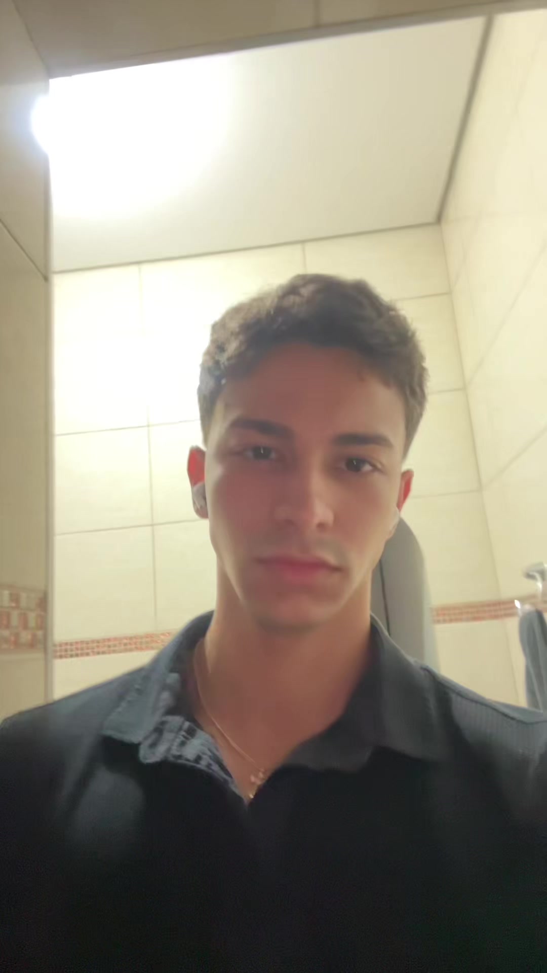 @𝑳𝒖𝒄𝒊𝒂𝒏𝒐 𝑴𝒖𝒏𝒊𝒛