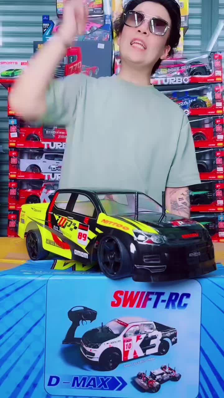 @Deluxe Toy Marketing