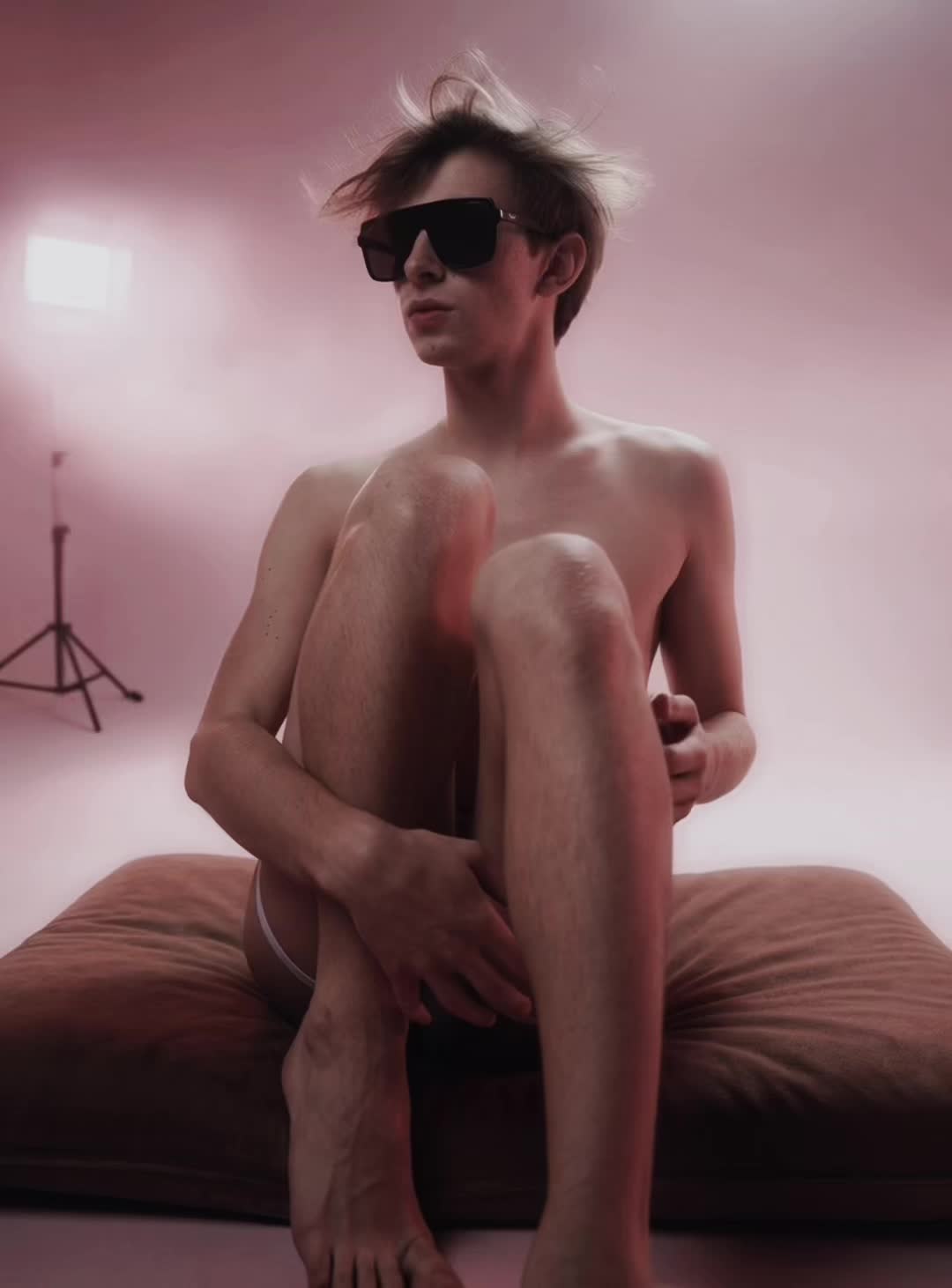@SUCKNIKO