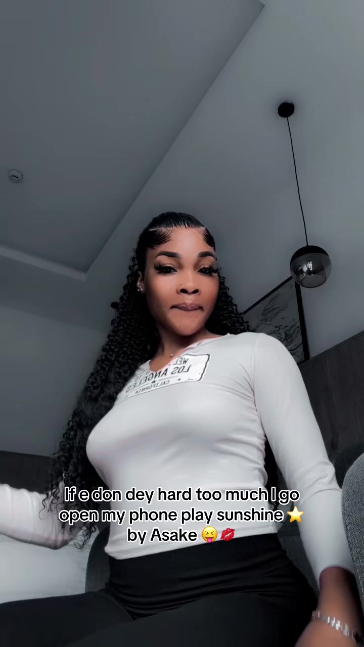 @Ife Oluwa💋😻
