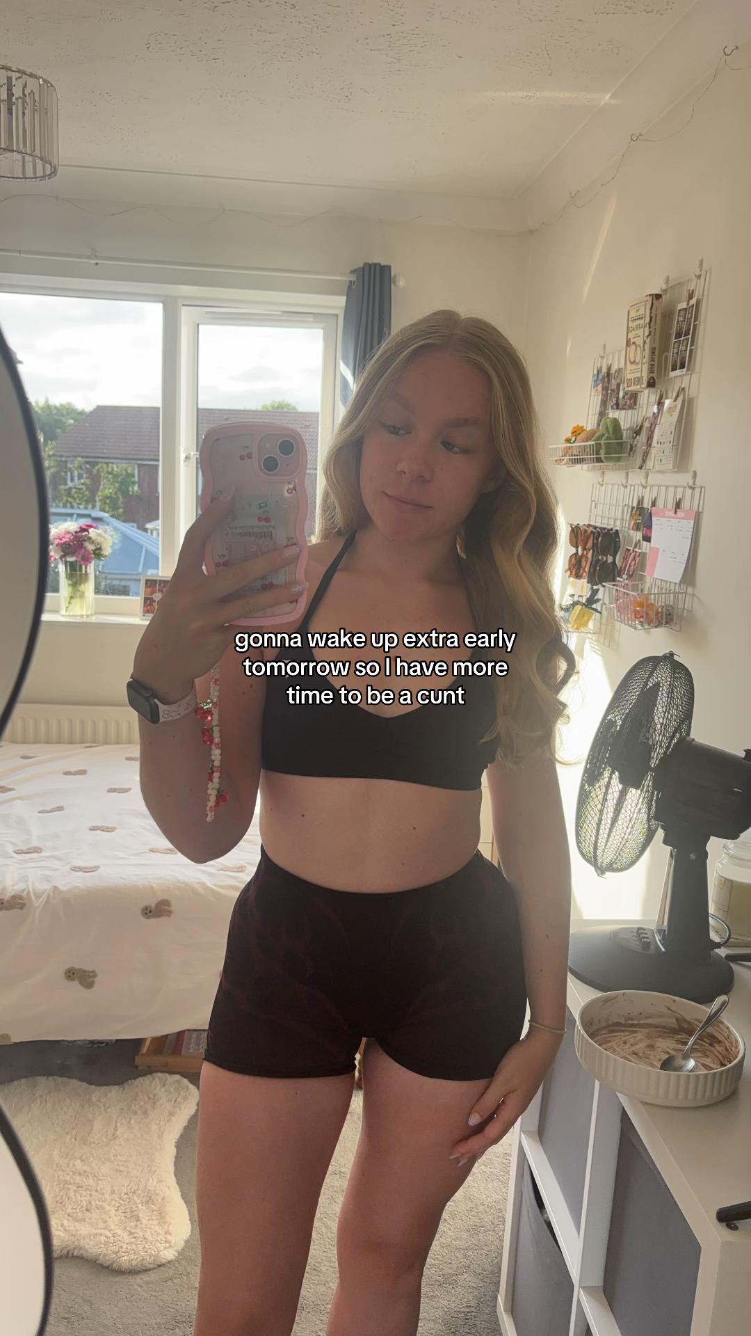 @gabby🫧🪩🌸🤩