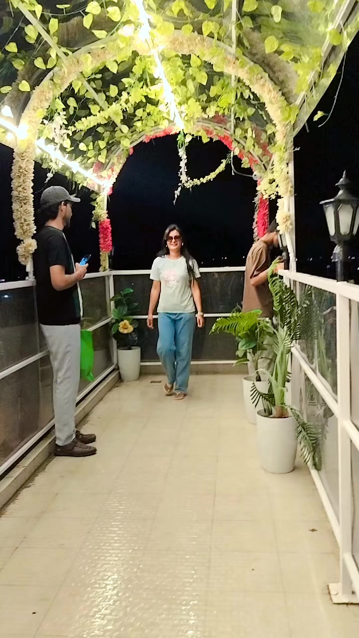 @👸karishma Nath👑