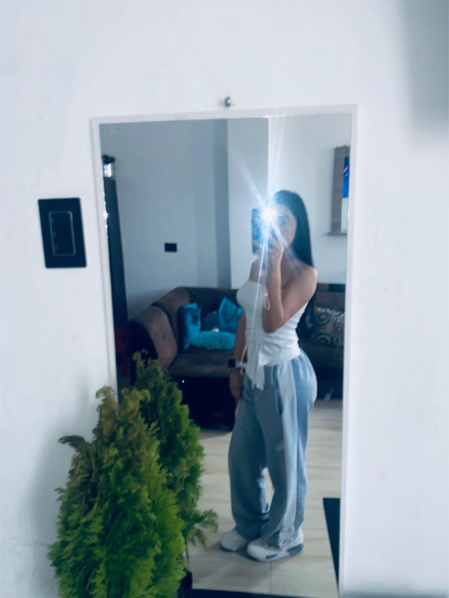 @Camila ♕︎
