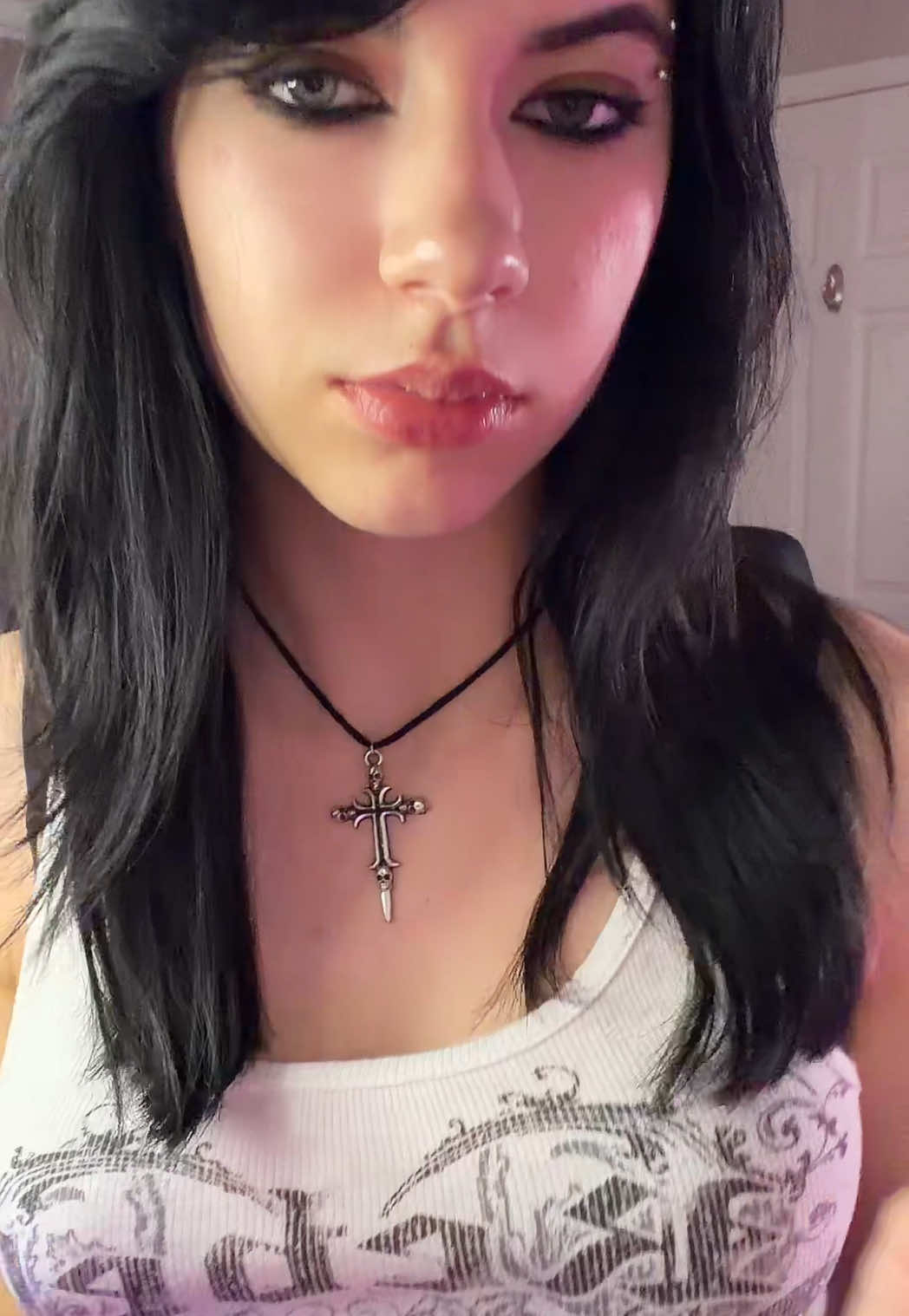 @aveziezzz