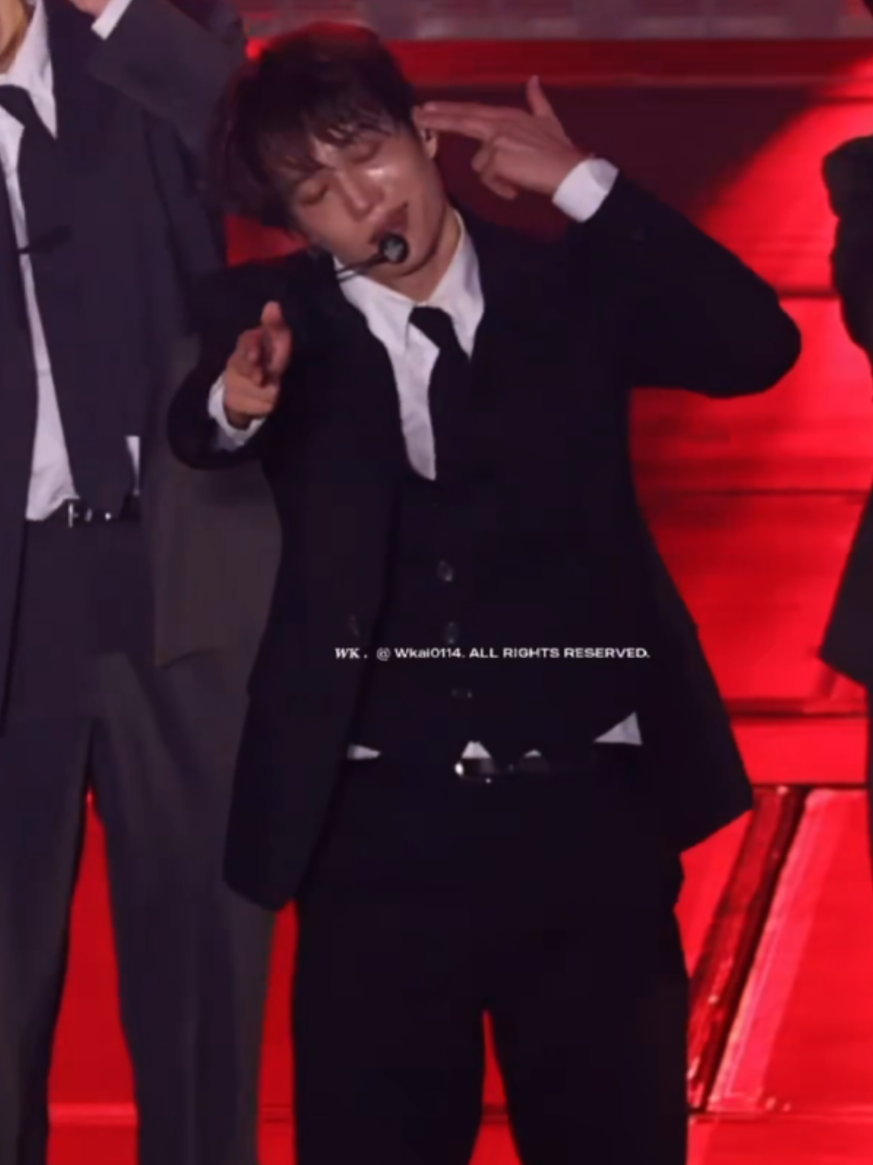 @acervo kim jongin