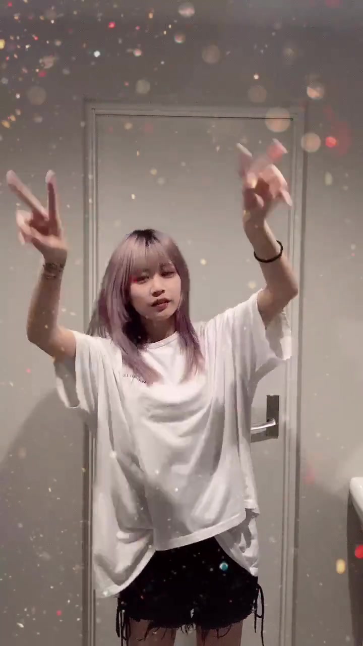 @やみ🦇⚠️(嘘月 睡)