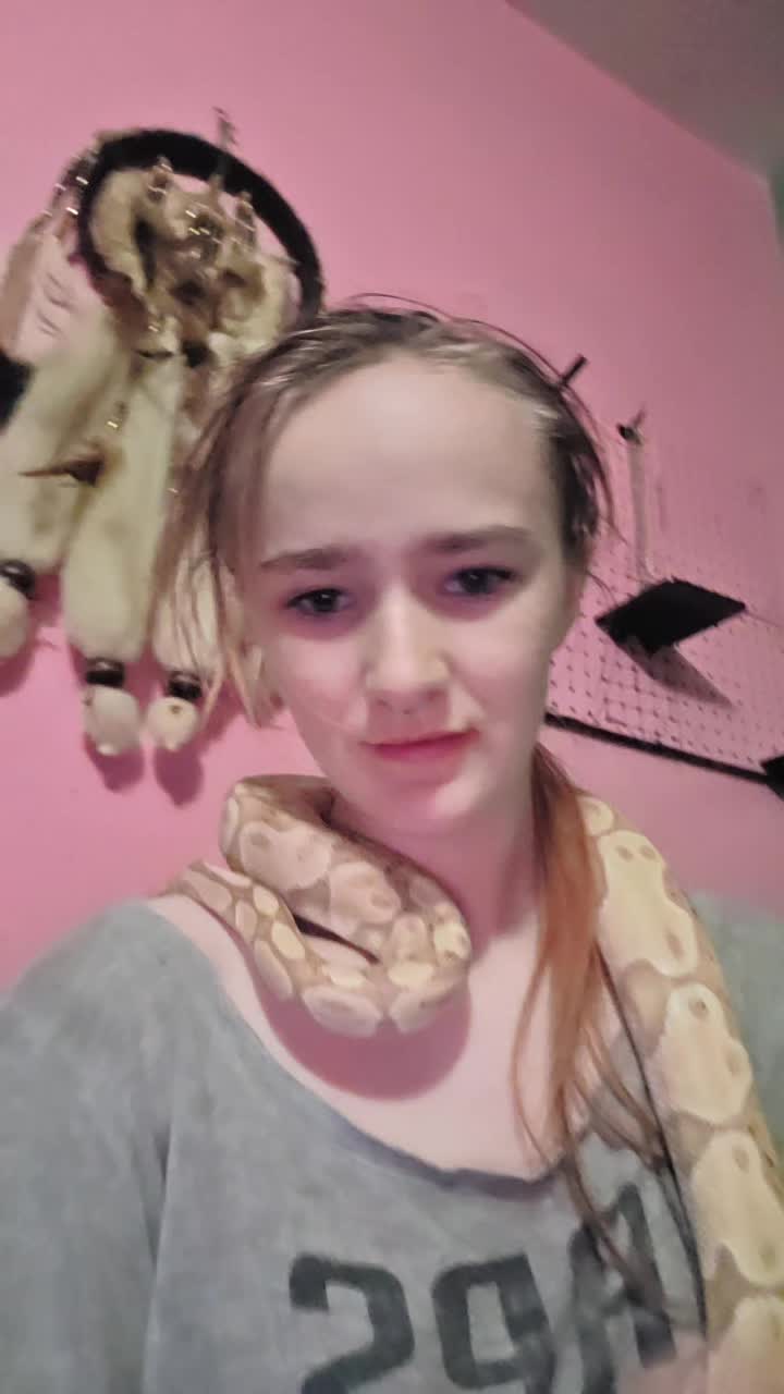 @Mackenzie17